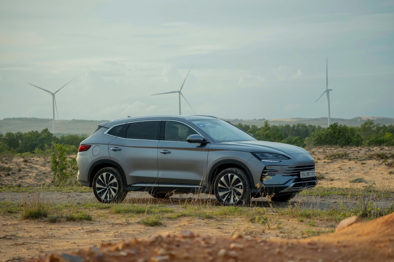 Xe BYD Sealion 6 vận hành tiết kiệm với công nghệ hybrid DM-i, tiêu thụ chỉ hơn 3 lít/100 km trong thực tế sử dụng.